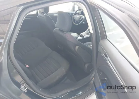 2015 Ford Fusion Se z USA, uszkodzony, nr VIN 3FA6P0H79FR208402